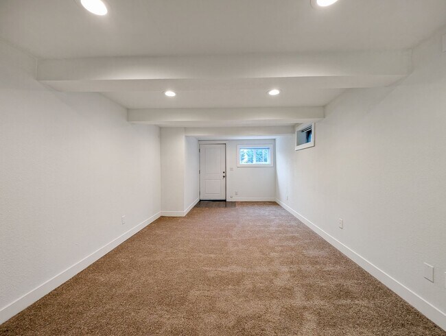 Photo - Cozy 1-Bedroom with Bonus Room and Modern Touches in Prime West Seattle Location