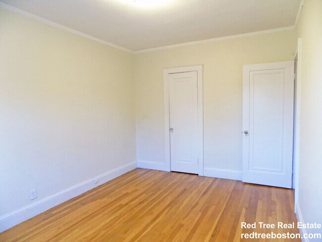 Photo - 2045 Commonwealth Ave Unidad 48