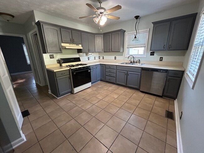 Photo - 506 Chestnut St