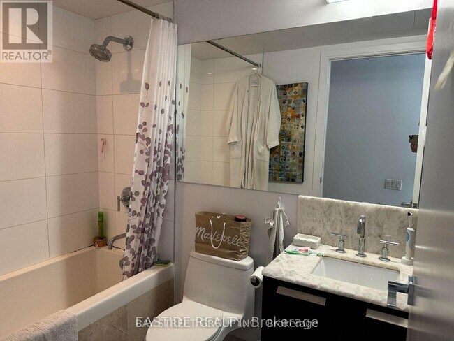 Photo - 42 Charles St E Unit 4502