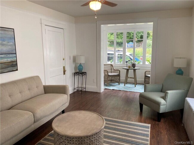 Photo - 593 Piermont Ave Unidad 2