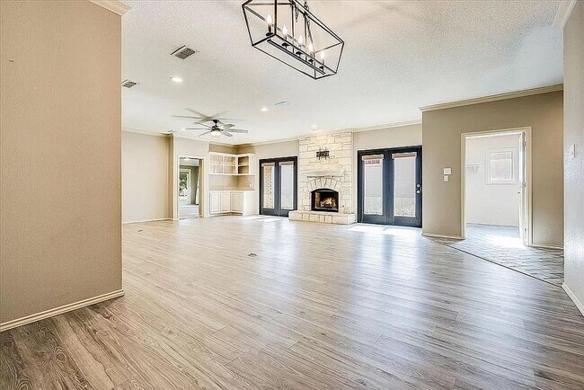 Photo - *Hillcrest Country Club Home*