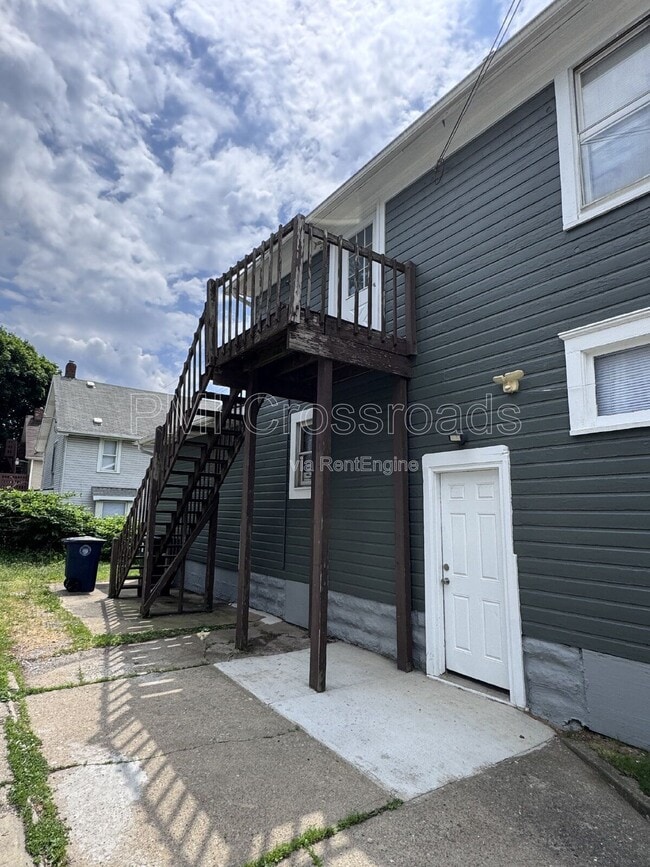 Photo - 277 Fountain St