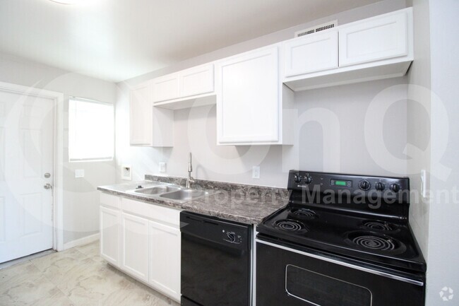 Building Photo - 316 S Allen Rental