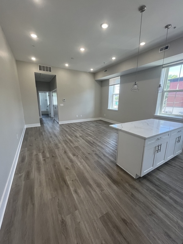 Photo - 4000 W Girard Ave