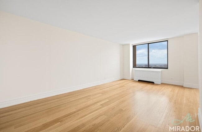 Building Photo - 2 bedroom in New York NY 10023 Unit 41K