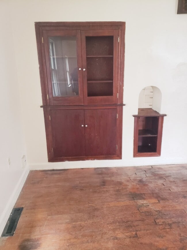 Photo - 409 Hendry St Unit 409