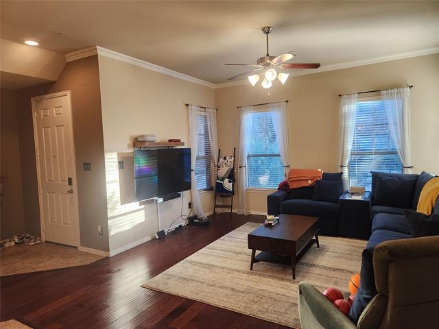 Photo - 5328 Locust Dr