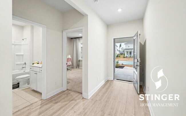 Photo - 1170 Salem Bay Dr