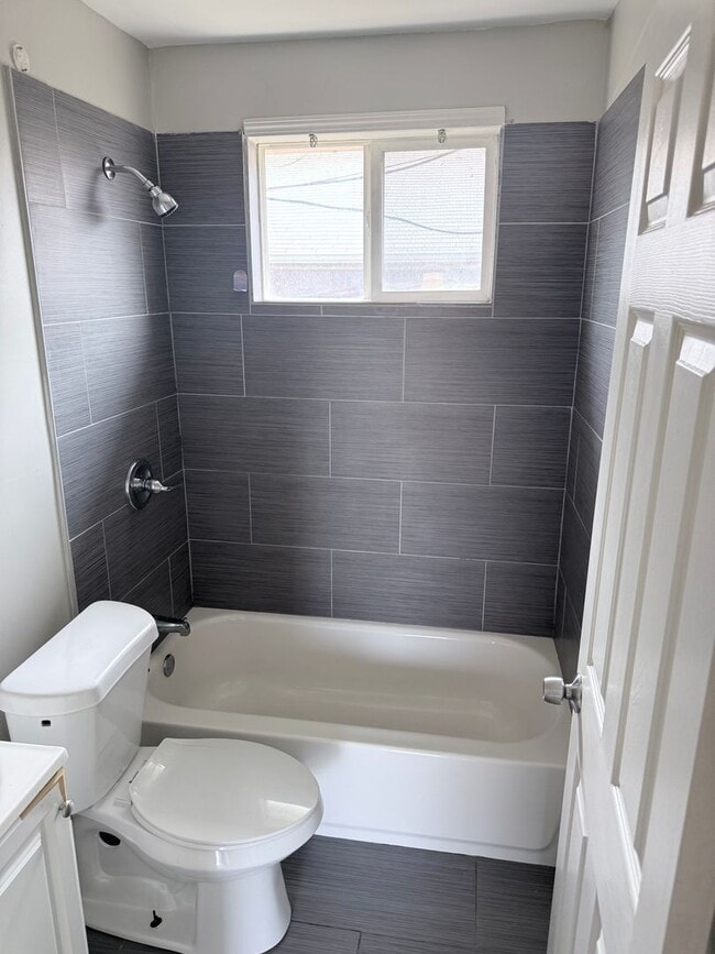 Photo - 1416 23rd Ave N Unit B