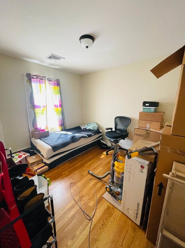 Photo - 28 Purdue Rd