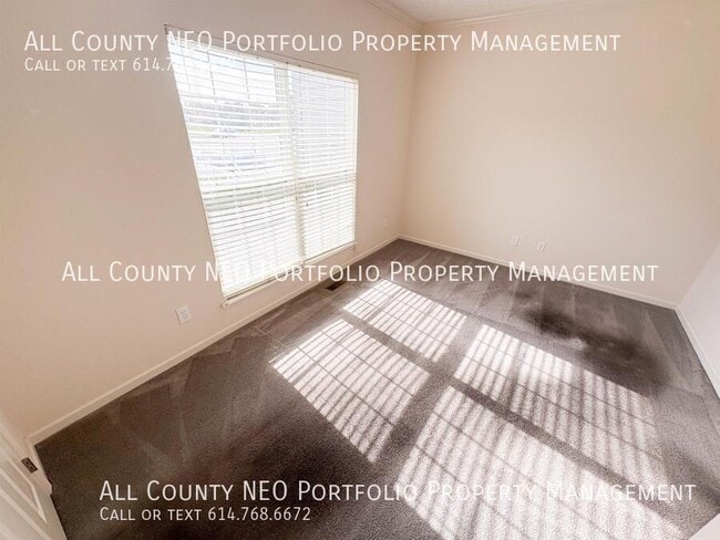 Photo - 2919 Woodstone Dr