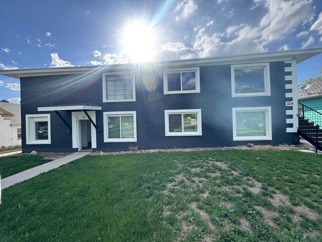 Building Photo - 224 S 900 E Unit 1