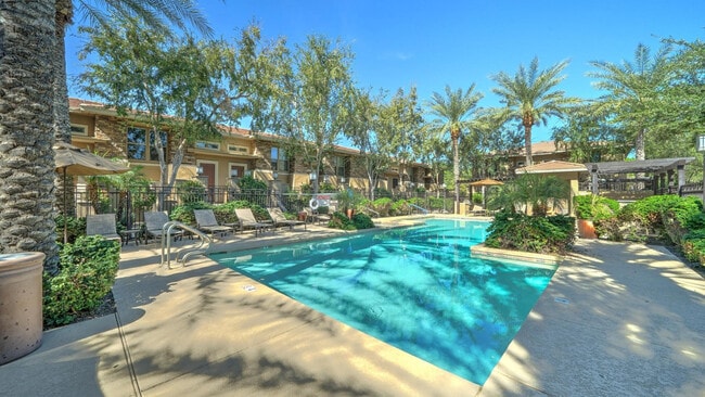 Photo - 5550 N 16th St