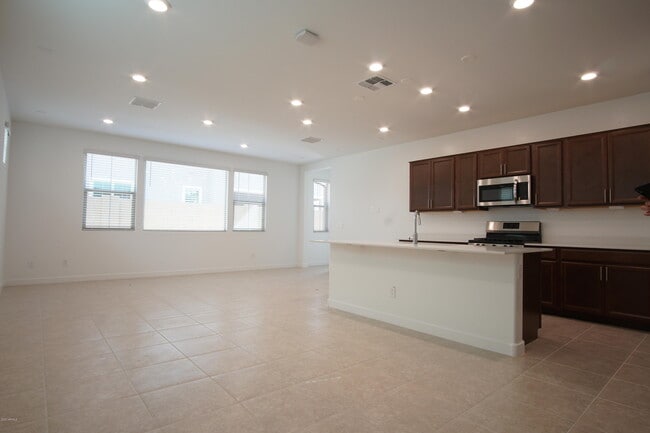 Photo - 1079 E Sabino Dr