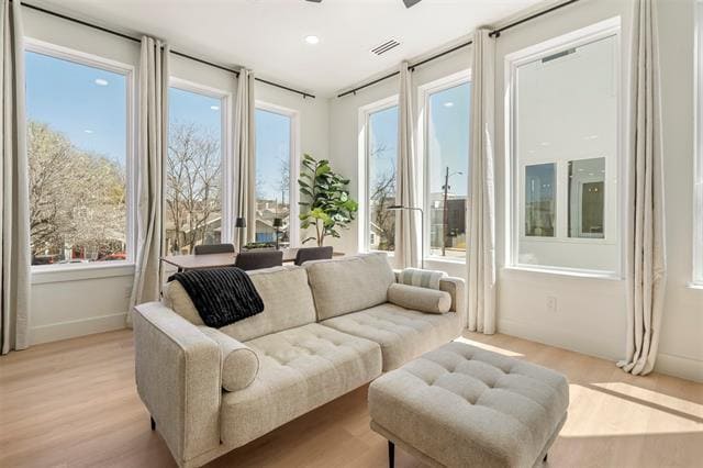 Photo - 2019 California Dr