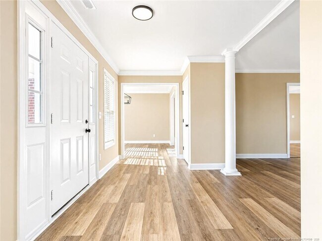 Photo - 1853 Ellie Ave