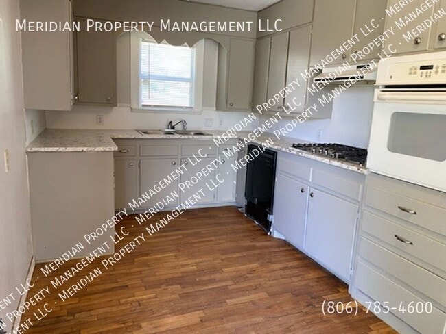 Photo - 2420 30th St