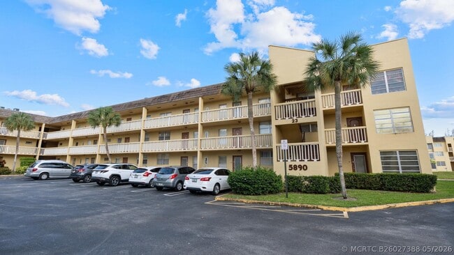 Building Photo - 5890 NW 64th Ave Unit 308