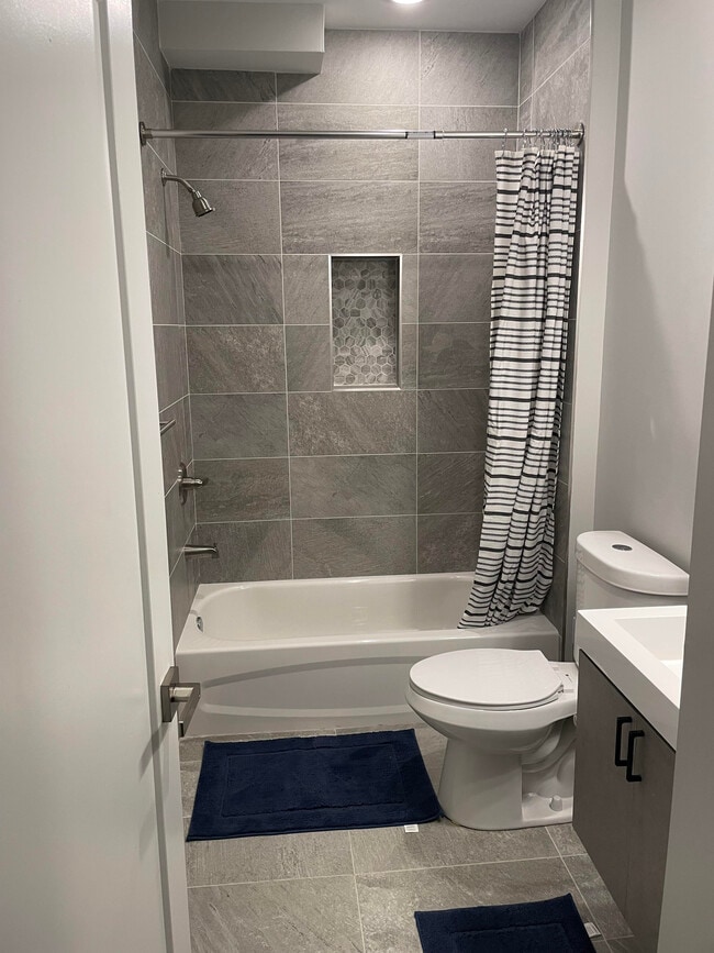 Photo - 5237 Chancellor St