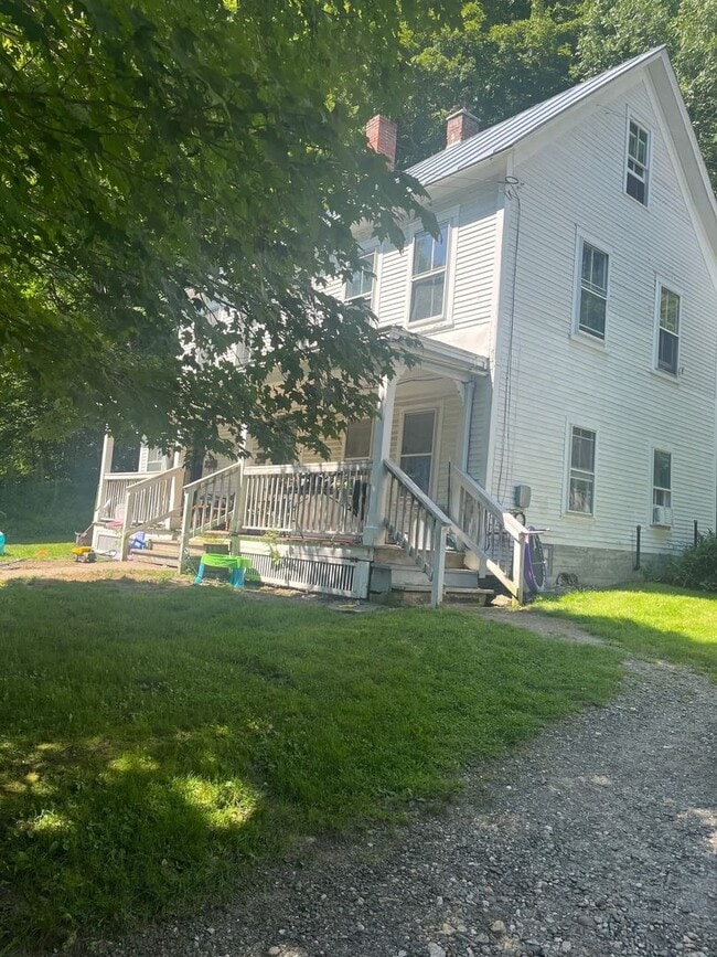 Building Photo - Forest Randolph Apartments Unit 1