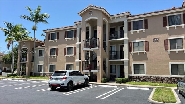 Building Photo - 22841 SW 88th Pl Unit 301