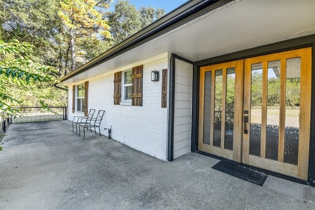 Photo - 31423 Reids Prairie Rd