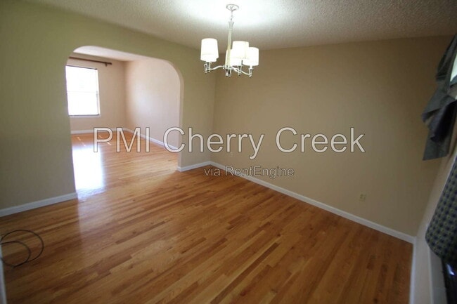 Photo - 9800 Foxhill Cir
