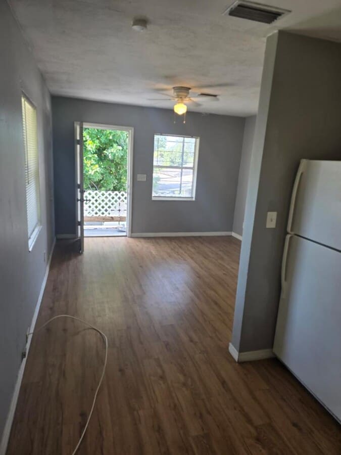 Photo - 2544 16th Ave S