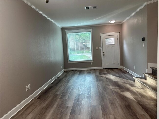 Photo - 7525 Windrush Dr