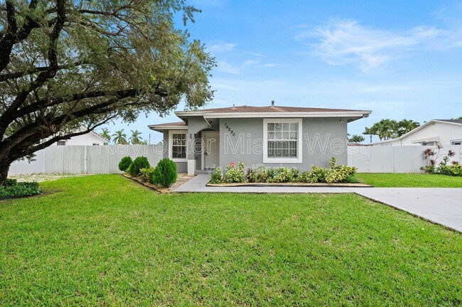 Building Photo - 14290 SW 287th St