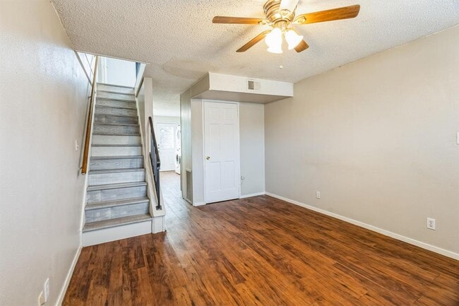 Photo - 20600 Bonanza