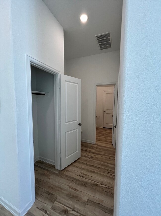 Photo - 10646 Cabot Trl