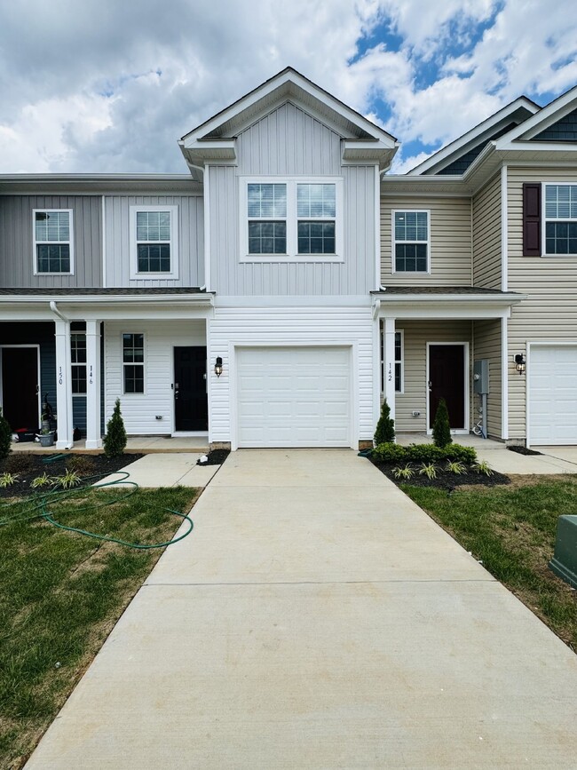 Brand New built townhome in a new communit... - Brand New built townhome in a new communit...