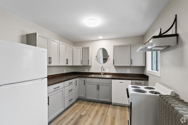 Building Photo - 2109 W Pacific Ave Rental