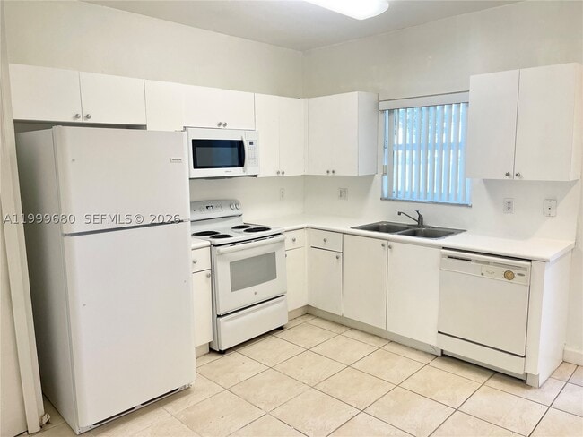 Photo - 1635 SE 31st Ct Unit 1635