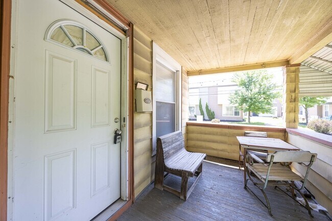 Photo - 2257 E 80th St