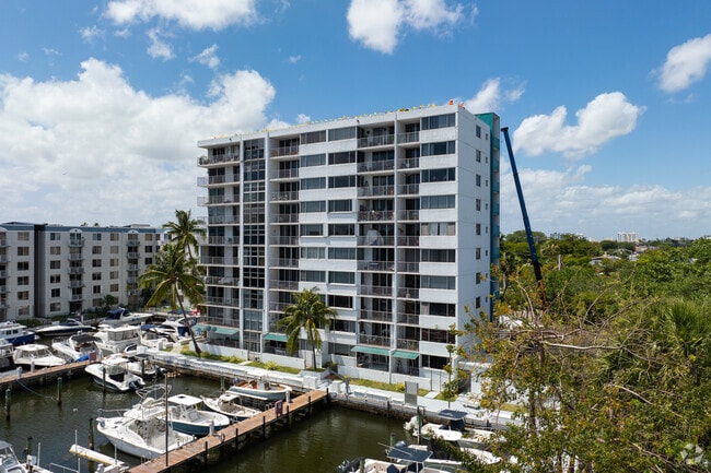Photo - River Run Yacht Club Condominiums