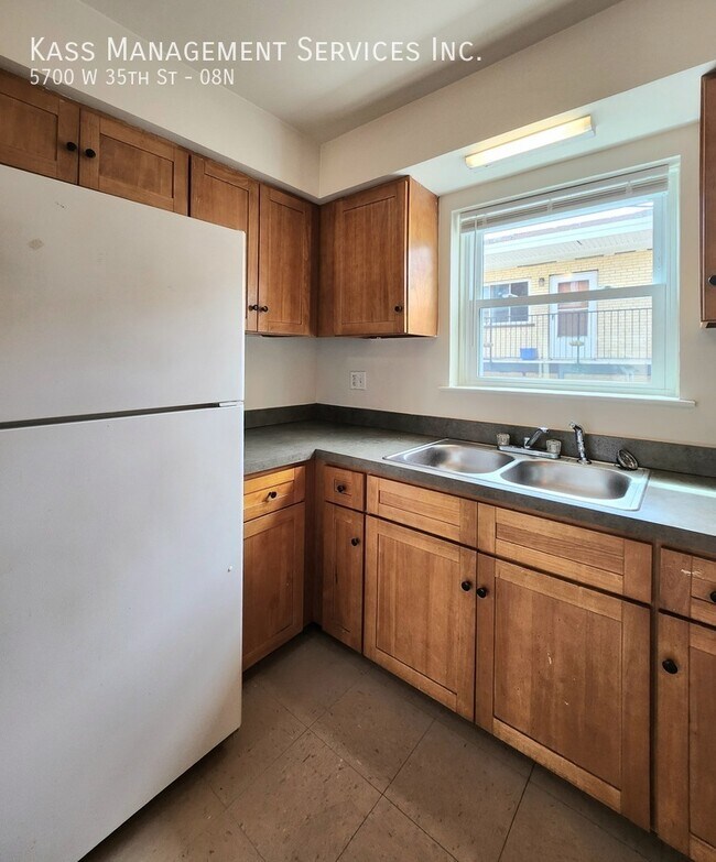 Photo - 5700 W 35th St Unit 08N