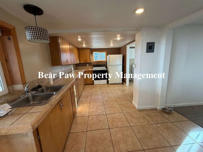 Photo - "Charming cabin in Evergreen"