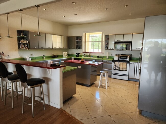 Photo - 223 Golf Aire Blvd