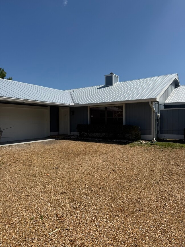 Photo - 3096 SE Glasgow Dr