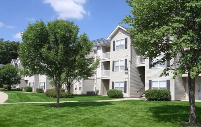 Photo - Lakewood Apartments