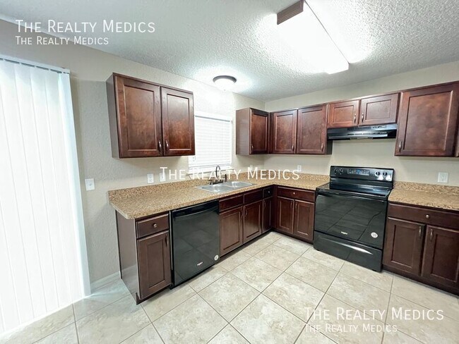 Photo - 83 Guava Pass