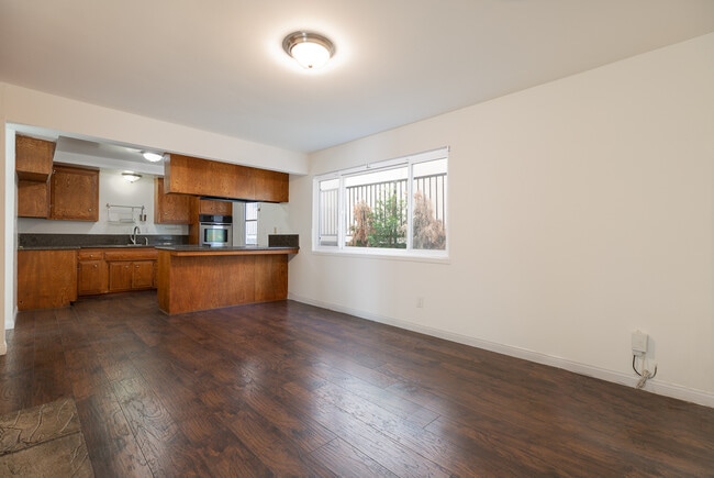 Photo - 1205 Amethyst St Unit A