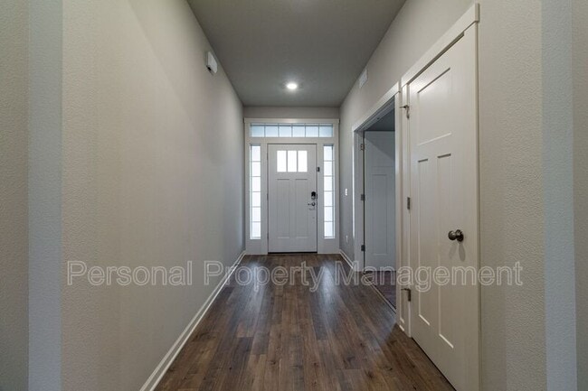 Photo - 3827 S Kennedy Dr