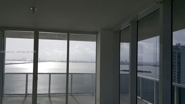 Photo - 600 NE 27th St Unit 2705