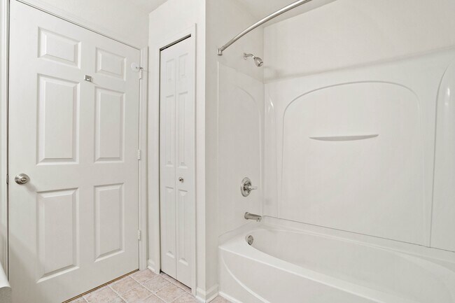 Towne Lakes Apartments