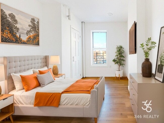 Photo - Thayer Street Unit C