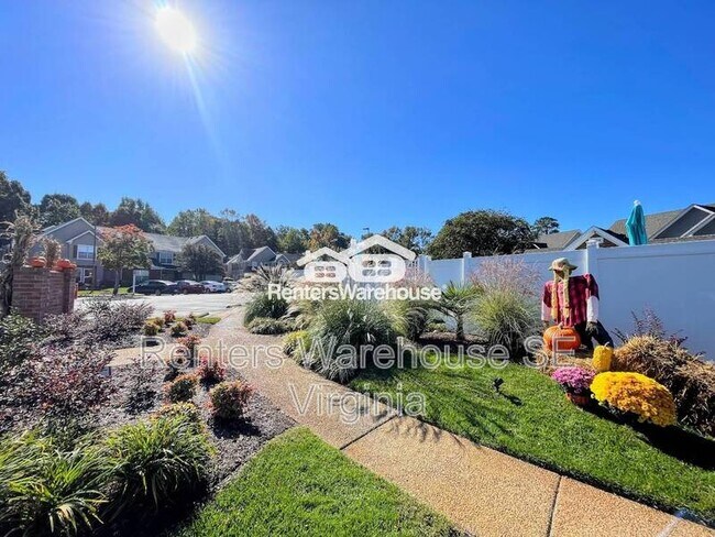 Photo - 3817 Lasalle Dr